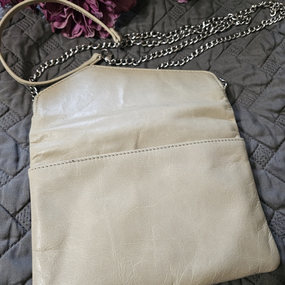 HOBO Cream Leather Wristlet with Chain Strap - Picture 11 of 16